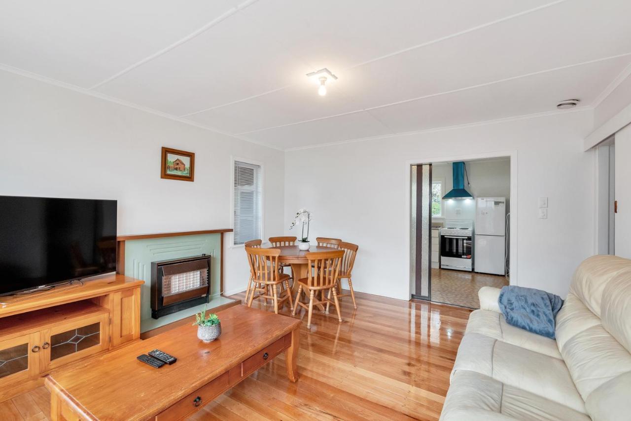 3 Bedroom In Onehunga W Parking - Wifi - Netflix Auckland Luaran gambar